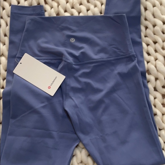 ❌SOLD❌Lululemon Aligns Water Drop - Picture 7 of 7